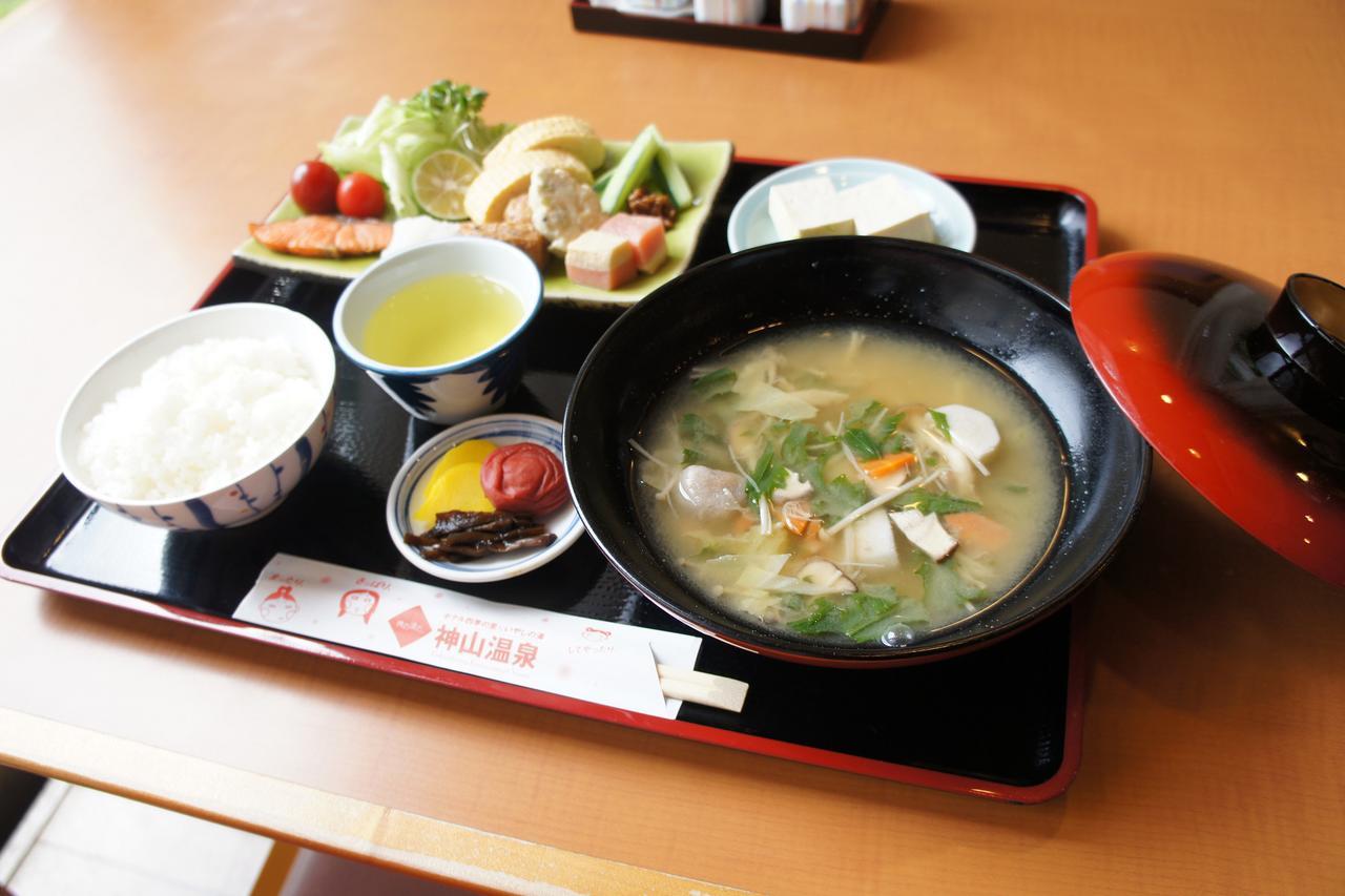 Kamiyama Onsen Hotel Shikinosato & Iyashinoyu Tokusima Kültér fotó